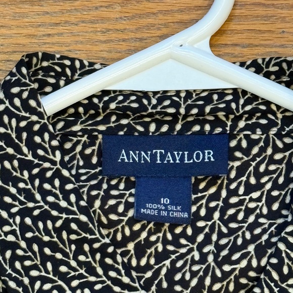 Ann Taylor Black and White Patterned Button Up Silk Blouse - Picture 2 of 3